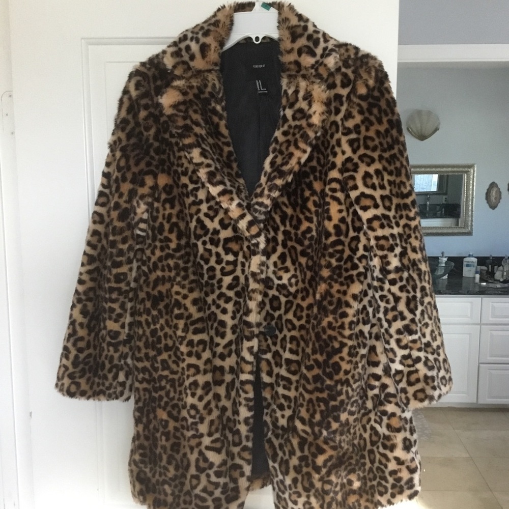 Long Leopard Print fur Coat